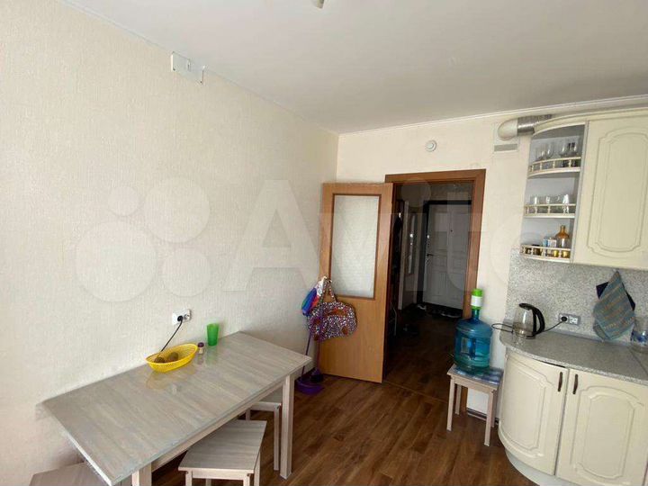 1-к. квартира, 37 м², 8/9 эт.