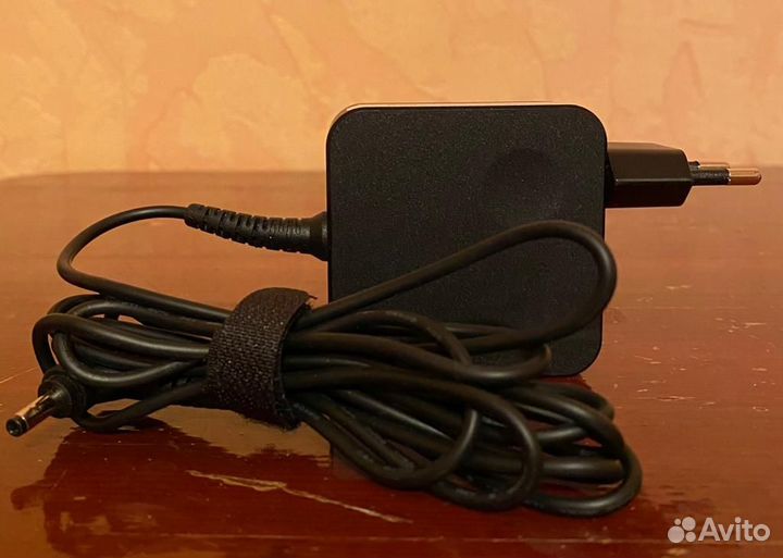 Оригинальный блок питания ноутбук Lenovo