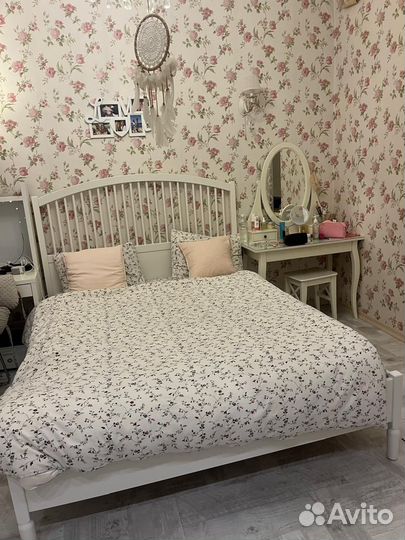 Кровать двухспальная 160 200 бу