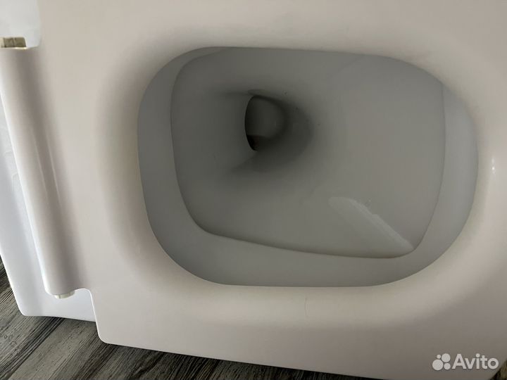 Унитаз от инсталяции б/у