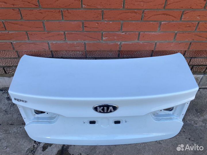 Крышка багажника KIA Rio 3