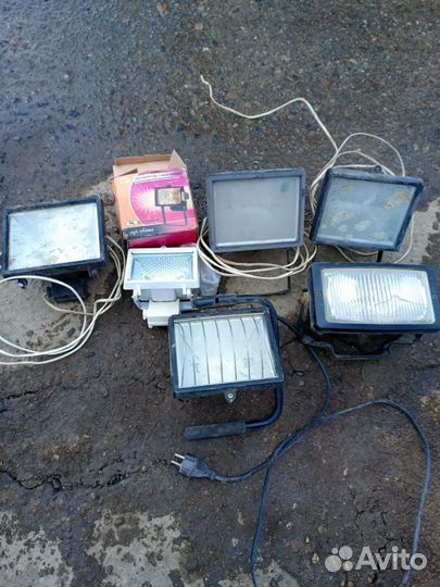 Прожектор светильник фонарь