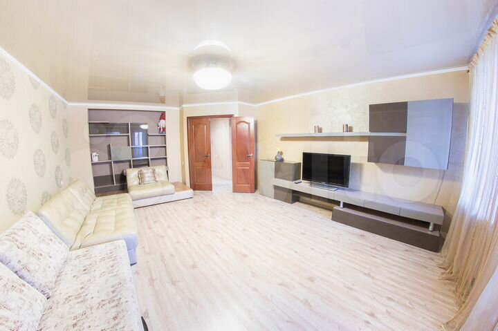 2-к. квартира, 80 м², 4/10 эт.