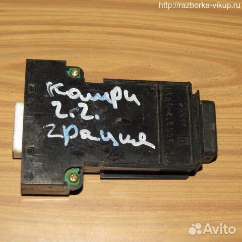 Кнопка рециркуляции воздуха салона Toyota Camry V2