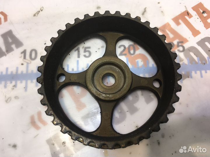 Рено Логан Шестерня распредвала