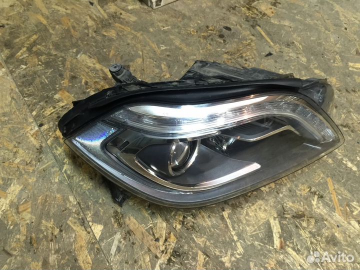 Мерседес GL 166 фара