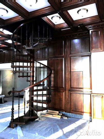 Деревянный потолок из массива дерева