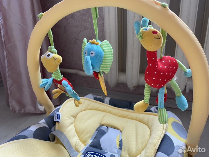 Шезлонг детский chicco relax & play