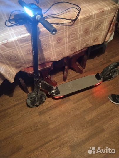 Самокат взрослый электрический бу