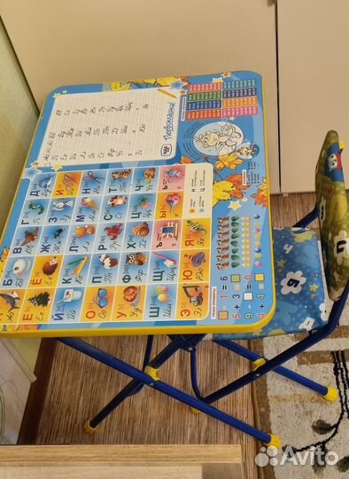 Детский стол и стул
