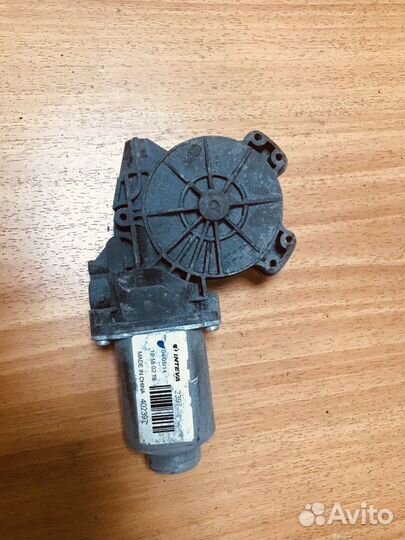 Моторчик стеклоподъемника solaris