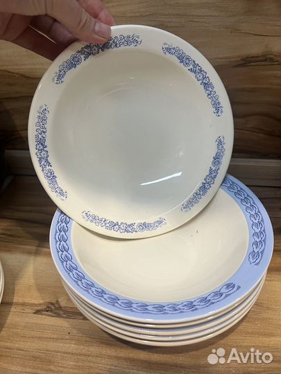 Тарелки разные