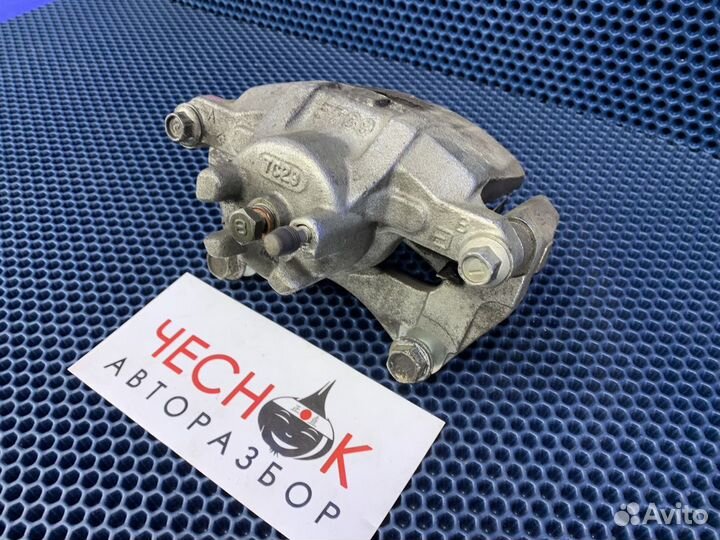 Суппорт тормозной передний правый Dodge Caliber PM