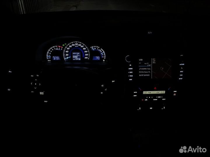 Пересвет подсветки салона и кнопок