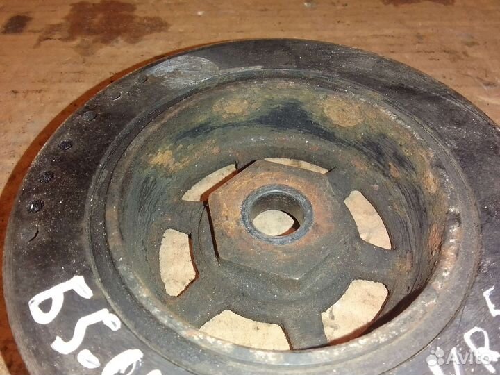 Шкив коленвала двс 2.3 Volkswagen Passat B5 AGZ