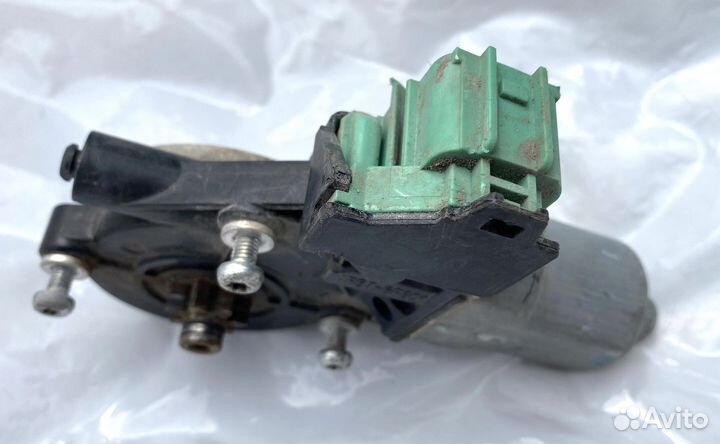 Мотор стеклоподъемника Infiniti QX35, QX70