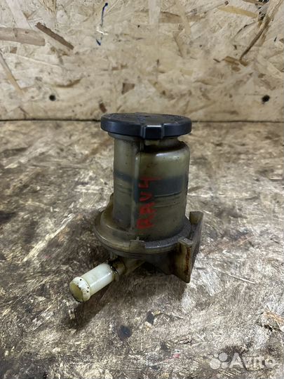 Бачок гур Toyota Rav4 XA 20