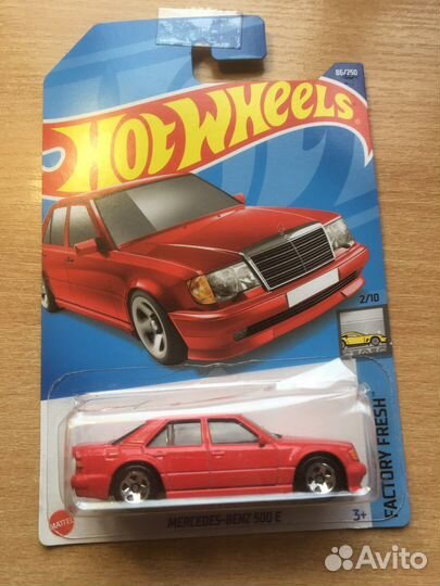 Hot wheels машинки