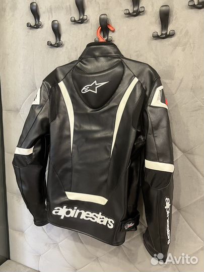 Кожаная мото куртка Alpinestars