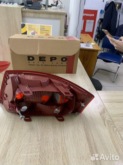 Фонарь задний левый Audi A6 vag 4f5 945 095L