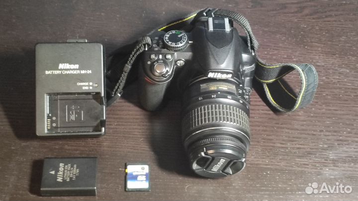 Зеркальный фотоаппарат Nikon d3100 18-55II Kit