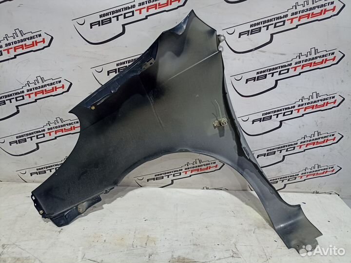 Крыло toyota funcargo yaris verso NCP20 NCP21 NCP2