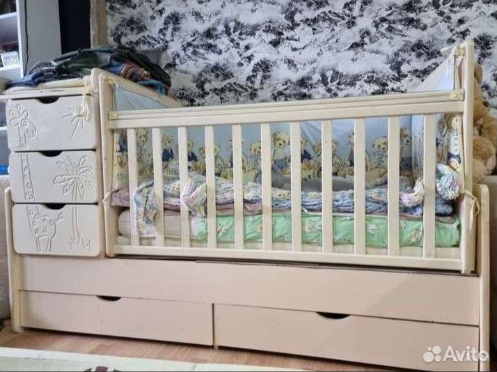 Детская кроватка