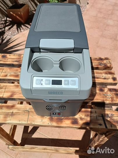 Waeco coolfreeze CDF-11 (12/24)