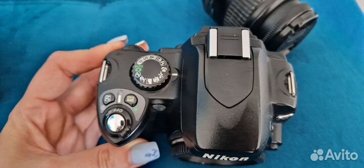 Фотоаппарат nikon d40 с сумкой и объективом 18-55