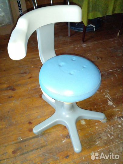 Стул мастера таблетка