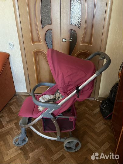 Прогулочная коляска