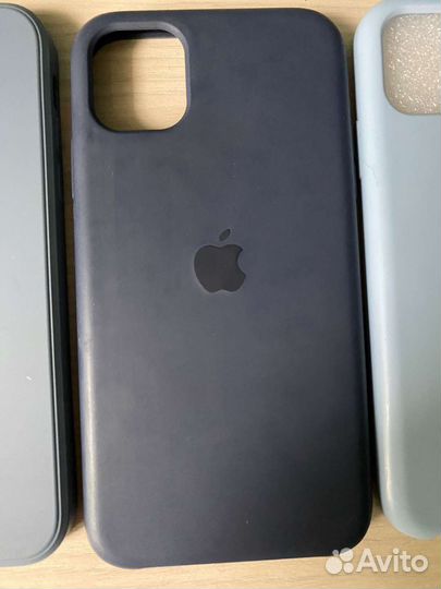 Чехол на iPhone 11