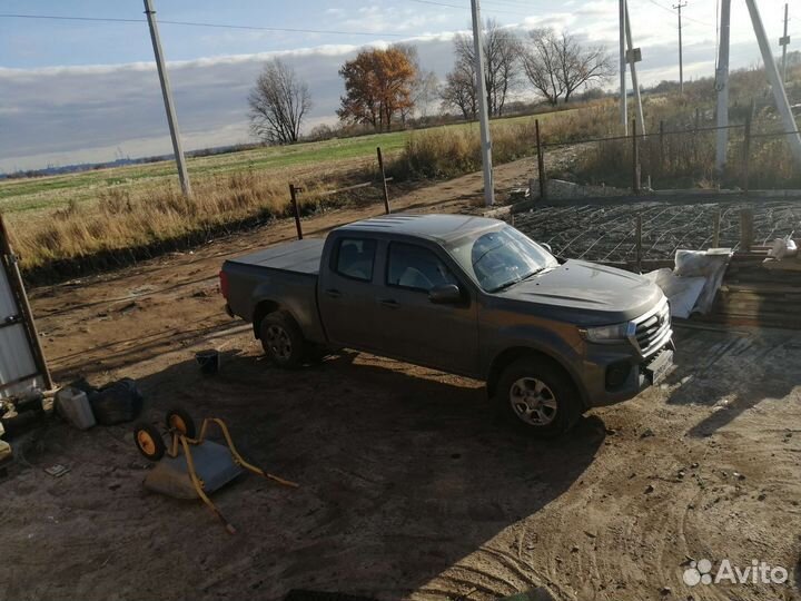 Водитель-курьер до1т