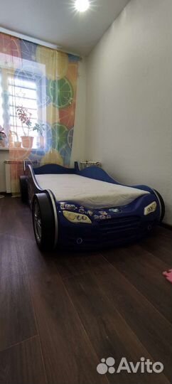 Кровать машина