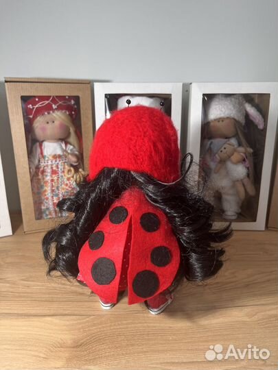 Кукла интерьерная