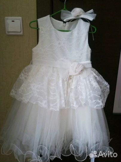Нарядное платье рост 104-110