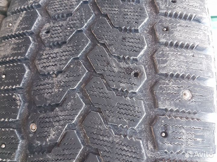 Yokohama F700Z 285/60 R18