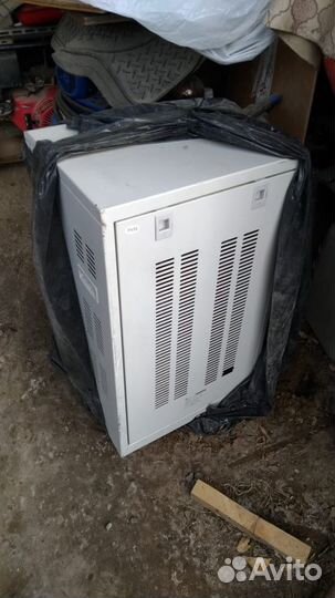 Стабилизатор напряжения трехфазный 15 ква