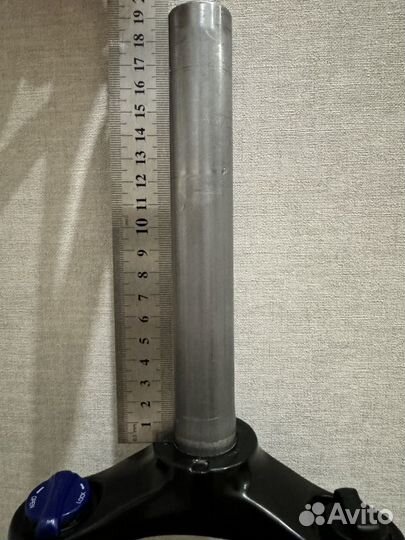 Вилка SR Suntour XCM