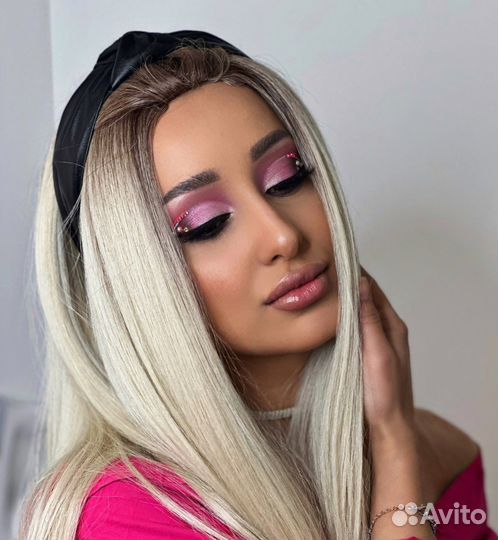 Причёски и макияж