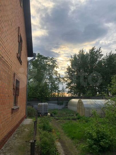 Коттедж 211 м² на участке 13 сот.