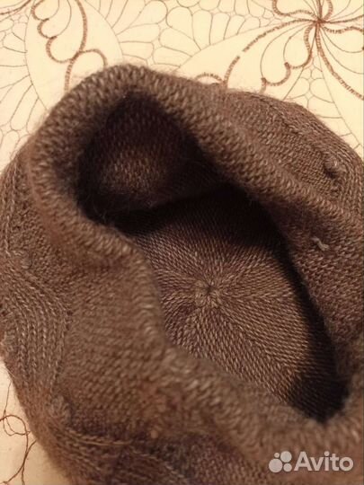 Берет женский вязаный