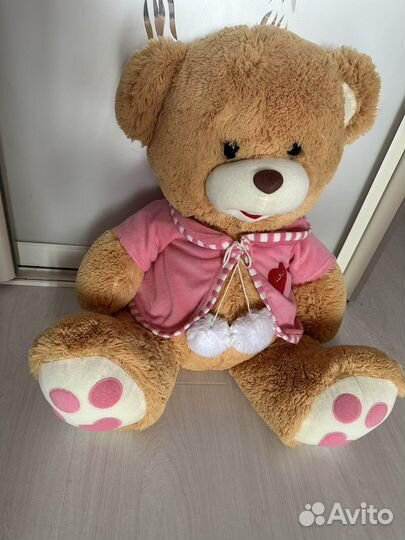 Плюшевый медведь