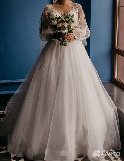 Свадебное платье