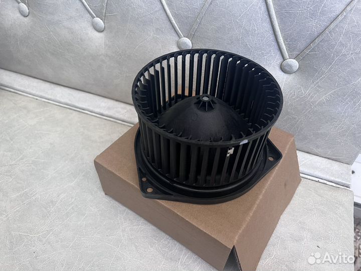 Вентилятор отопителя Mitsubishi Lancer 9 1.6