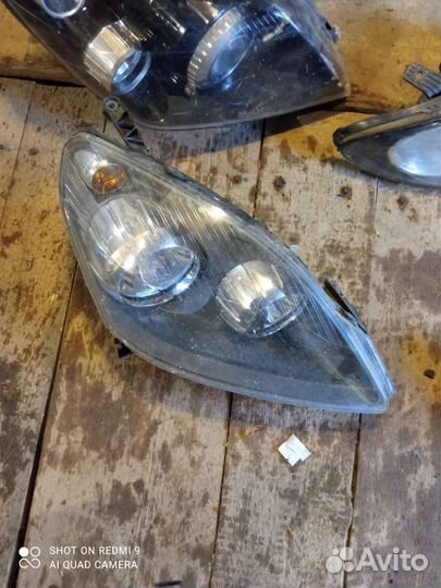Фара передняя на опель зафиру