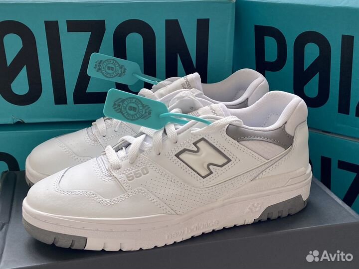 Кроссовки New Balance унисекс 550 BB550SWA