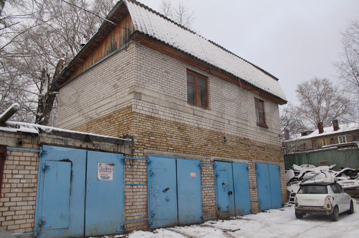 Гараж
