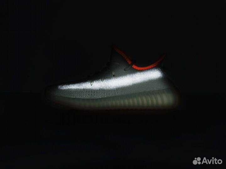 Кроссовки Adidas Yeezy 350 Boost v2