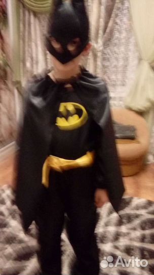 Продам костюм новогодний Бэтмен